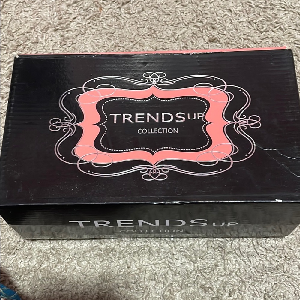 Dress girl shoes